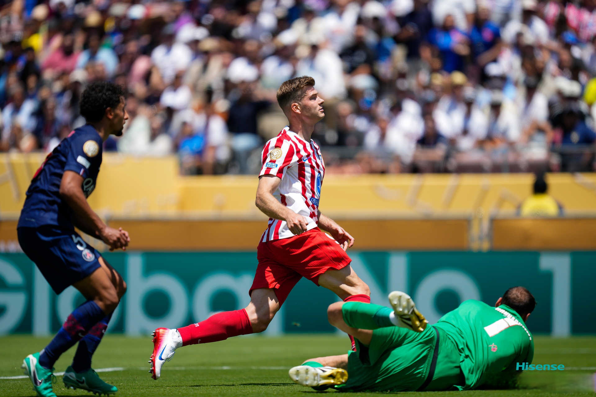 米兰体育官网包含荷甲赛程吃紧，比利亚雷亚尔冲刺阶段回应争议，震撼外界，数据趋势出现新变化的词条