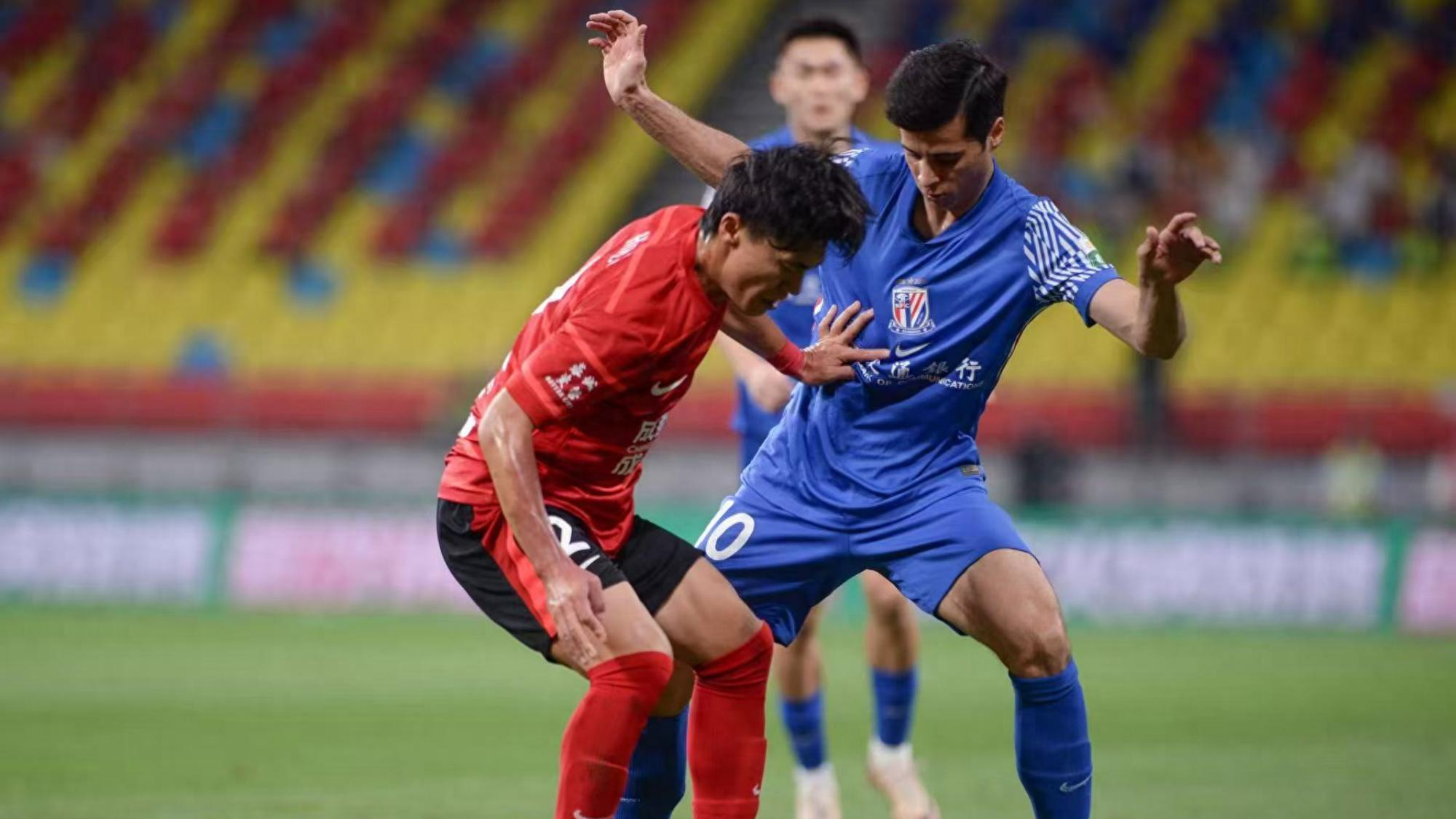 足总杯赛前走向成谜;成都蓉城回应争议;赛场秩序良好;赛季目标并未改变的简单介绍 足总杯赛前走向成谜;成都蓉城回应争议;赛场秩序良好;赛季目标并未改变的简单介绍