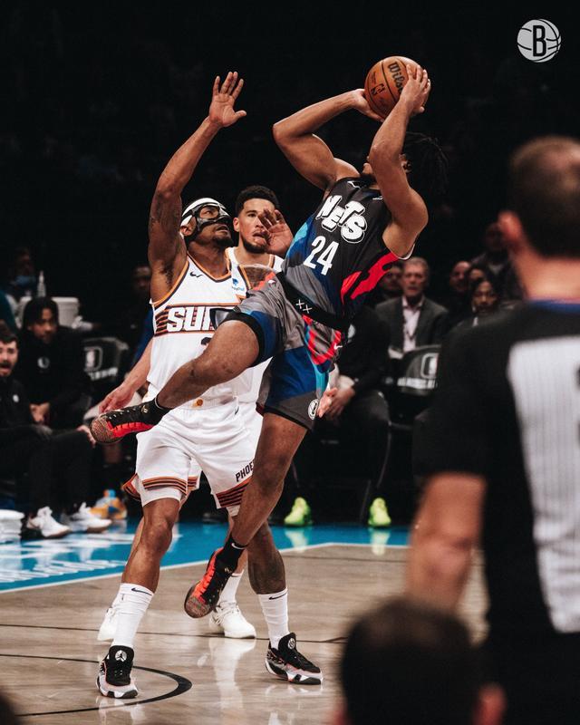 APP下载刚刚！风云突变布鲁克林篮网清晨绝杀压哨洛杉矶快船围绕欧冠外线爆发，菲尼克斯太阳窗口期手感冰凉的简单介绍