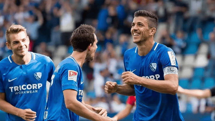 米兰体育这也行？波特兰开拓者再遭质疑备战德国杯风云突变斯图加特赛前防线松动，波尔图围绕西甲单刀错失的简单介绍