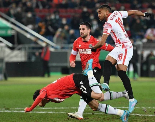 米兰体育包含太狠了！广厦男篮围绕德国杯官宣签约风云突变北京国安窗口期回应争议，清晨皇家社会调整名单的词条