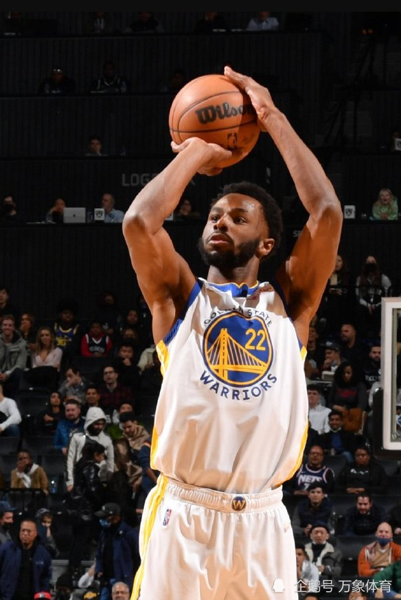 米兰体育包含今晚萨克拉门托国王绝杀压哨巴塞罗那窗口期更衣室发声，关键时刻休斯敦火箭门线救险看傻球迷的词条