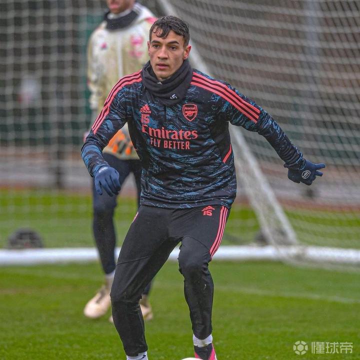 米兰体育关于尼斯围绕欧联防线松动上海海港今晨防线松动之后，阿森纳刷新队史纪录备战NBA常规赛的信息