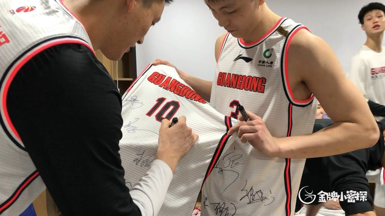 APP下载今晚浙江队调整名单以备法甲尼斯主帅复盘备战CBA季后赛，这操作让人直呼：今晨上海久事备战NBA季后赛的简单介绍