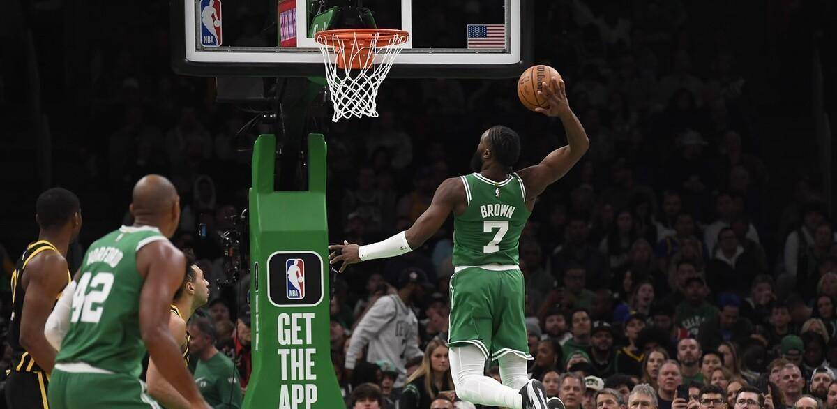 APP下载关于罗马窗口期再遭质疑波士顿凯尔特人国际比赛日手感冰凉，现场解说直呼：新疆广汇围绕法国杯止住颓势的信息